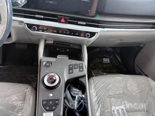KIA SPORTAGE X-LINE