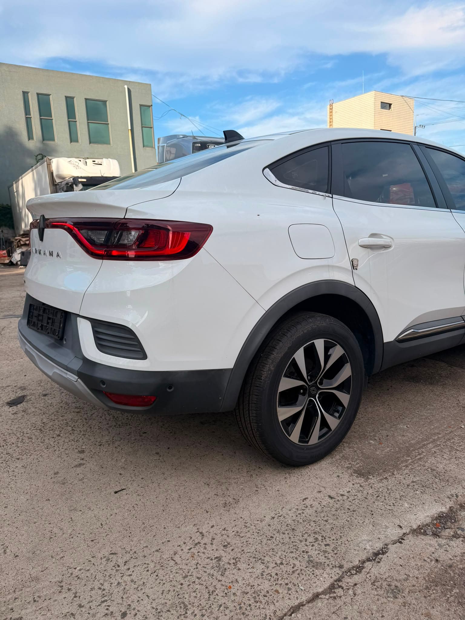 RENAULT ARKANA 2023
