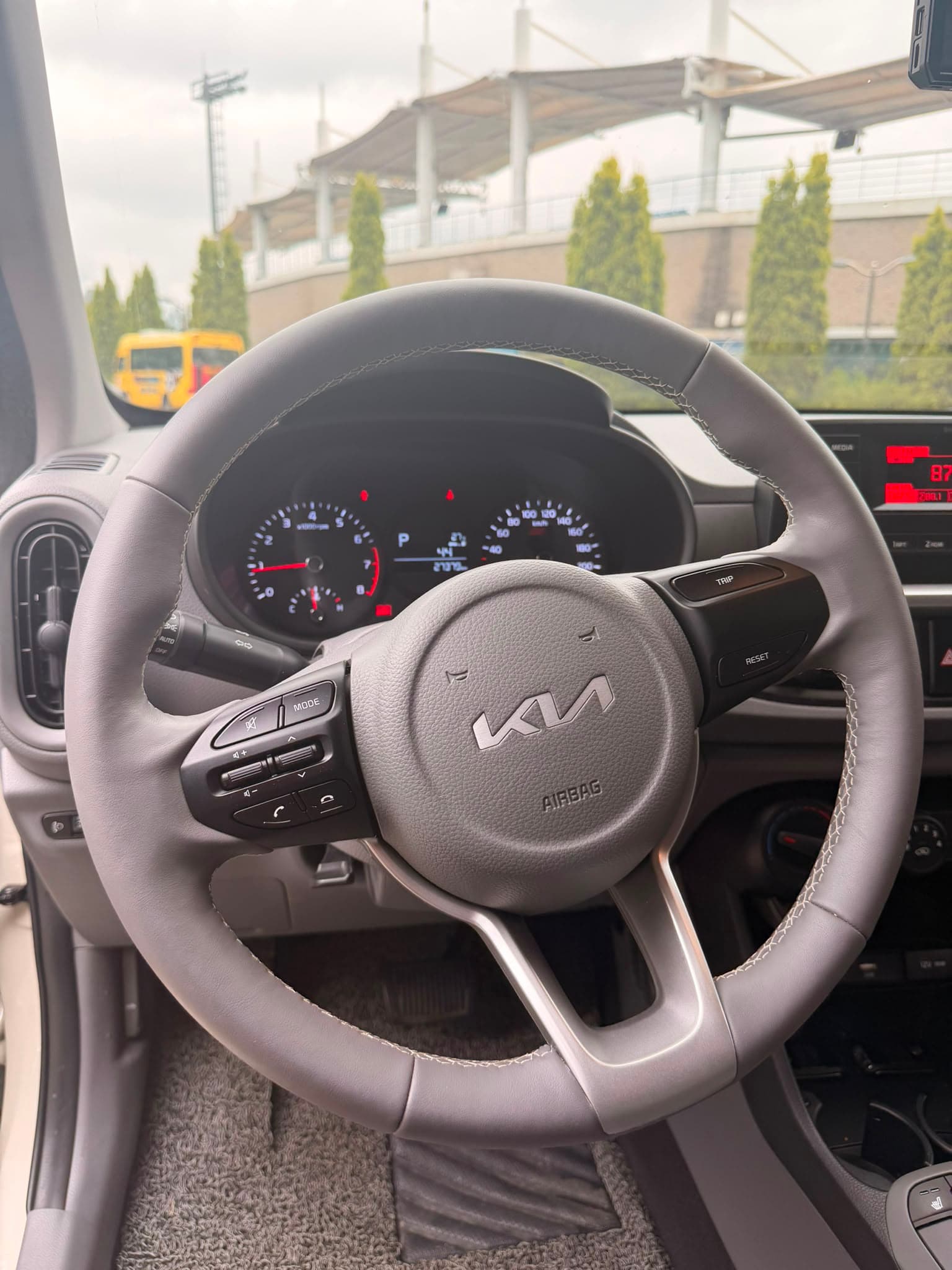 KIA MORNING 2023