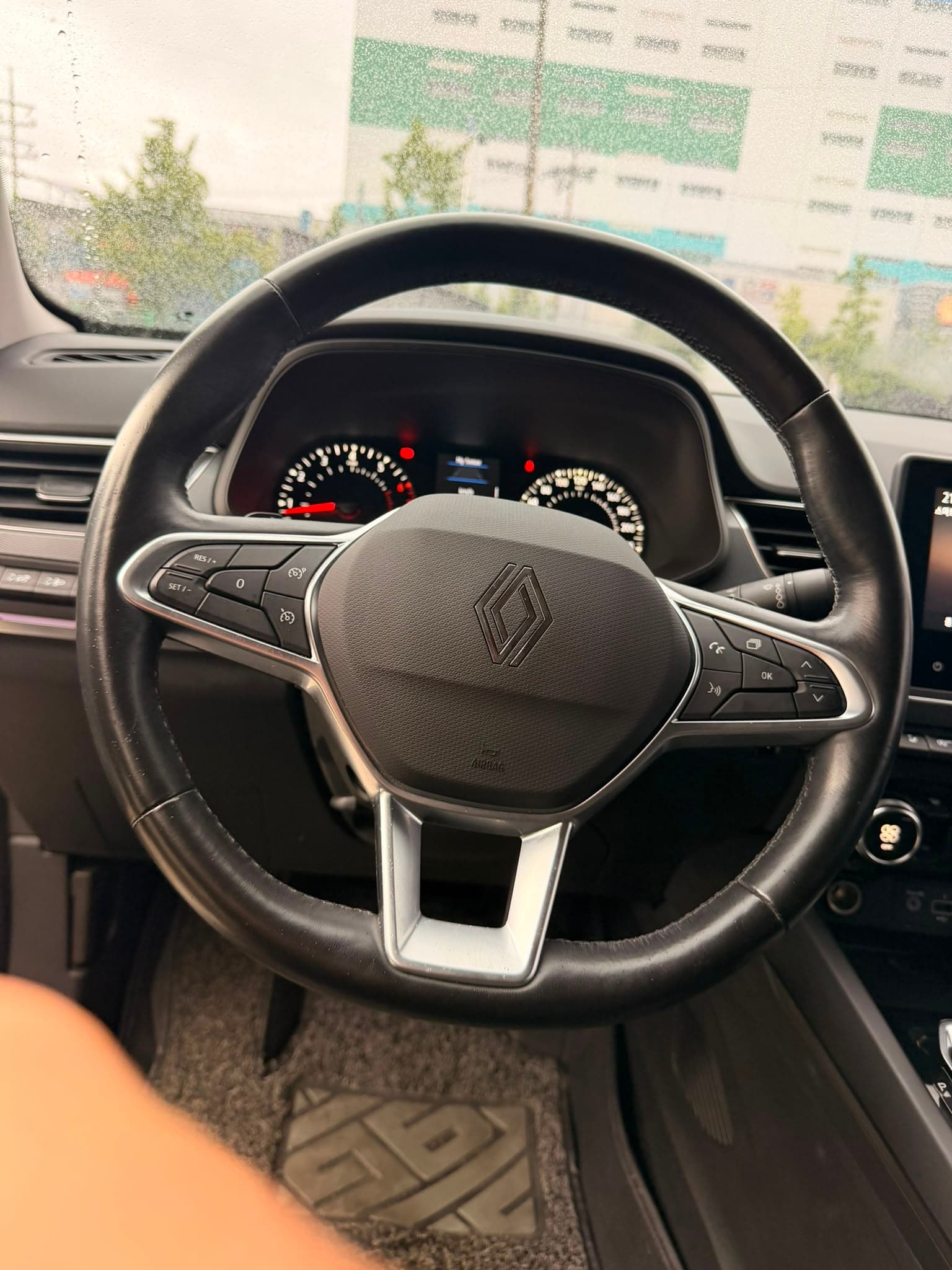RENAULT ARKANA 2023