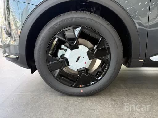 KIA SPORTAGE X-LINE