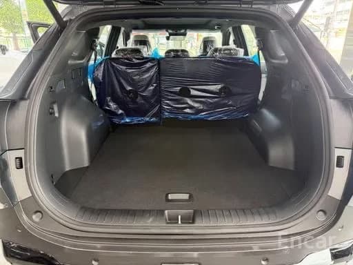 KIA SPORTAGE X-LINE